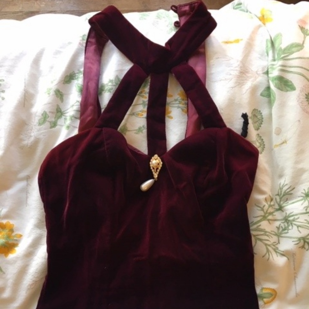 Vintage Velvet Floor-Length Pencil Dress